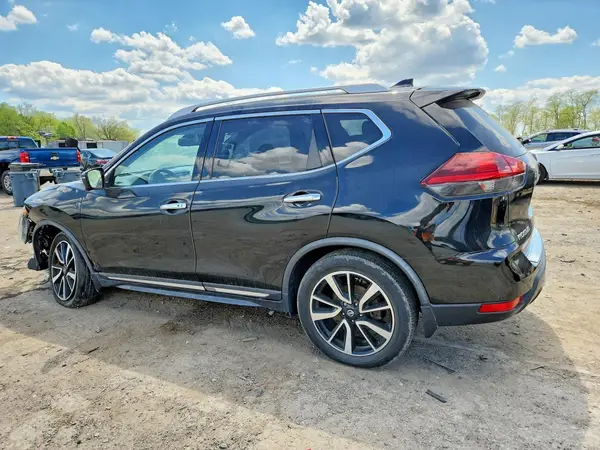 JN8AT2MVXJW341115 2018 NISSAN ROGUE - Image 2