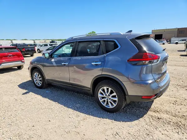 JN8AT2MVXJW343284 2018 NISSAN ROGUE - Image 2