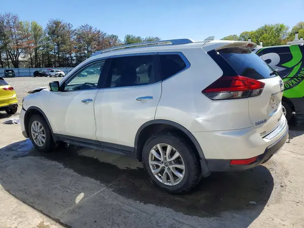 JN8AT2MVXJW345701 2018 NISSAN ROGUE - Image 2