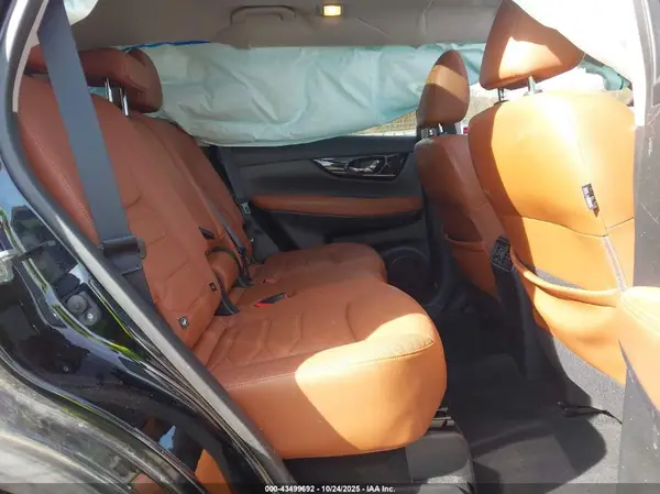 JN8AT2MVXJW347108 2018 NISSAN ROGUE - Image 8