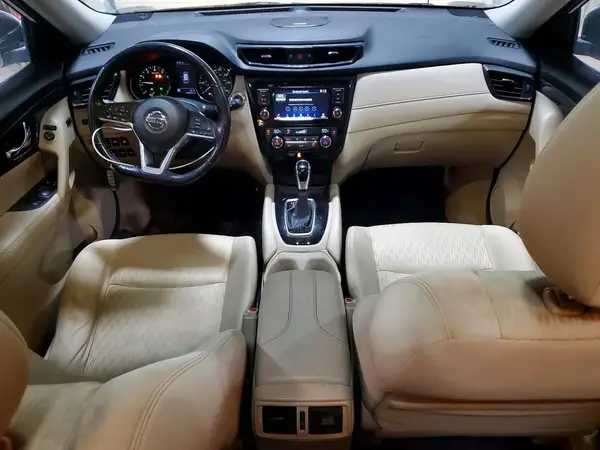 JN8AT2MVXJW347660 2018 NISSAN ROGUE - Image 8