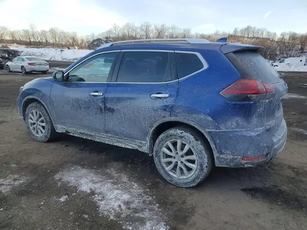JN8AT2MVXJW350705 2018 NISSAN ROGUE - Image 2