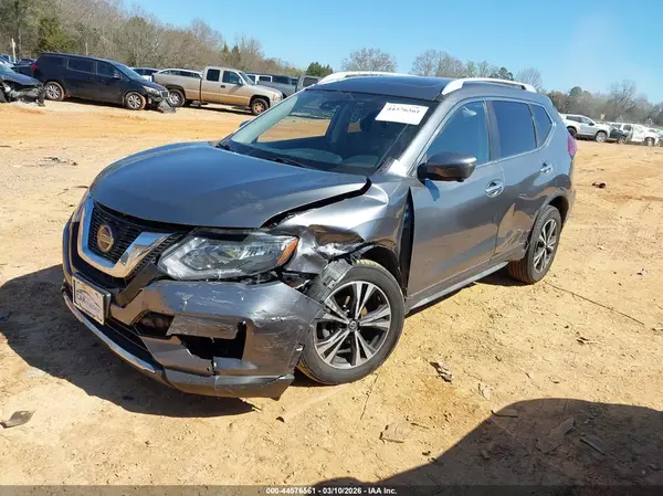 JN8AT2MVXKW374892 2019 NISSAN ROGUE - Image 2