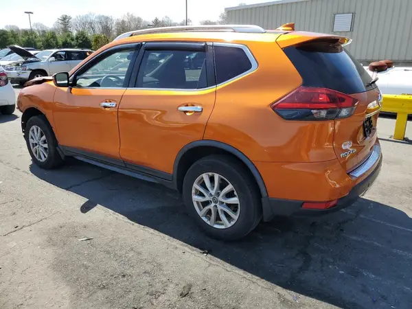 JN8AT2MVXKW376447 2019 NISSAN ROGUE - Image 2