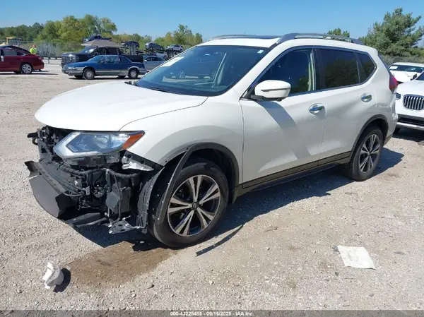 JN8AT2MVXKW386847 2019 NISSAN ROGUE - Image 2