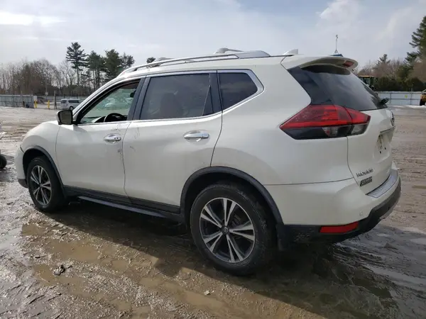 JN8AT2MVXKW395208 2019 NISSAN ROGUE - Image 2