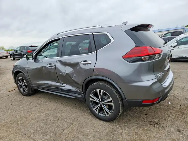 JN8AT2MVXKW396004 2019 NISSAN ROGUE - Image 2