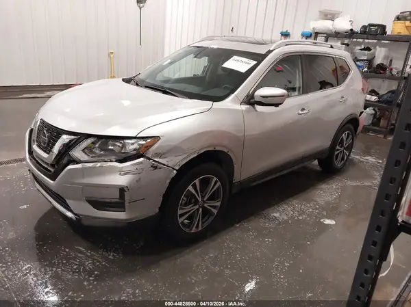 JN8AT2MVXKW397329 2019 NISSAN ROGUE - Image 2
