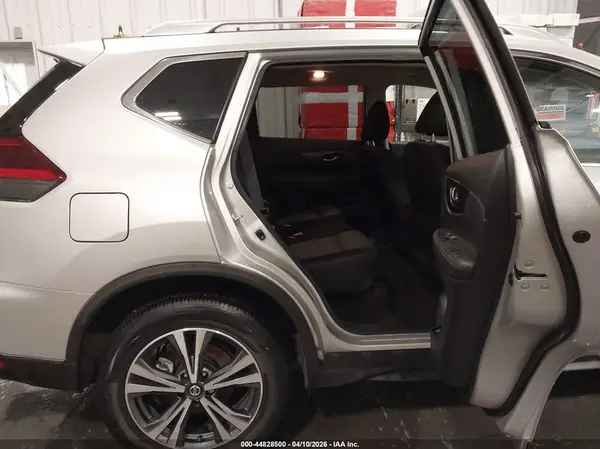 JN8AT2MVXKW397329 2019 NISSAN ROGUE - Image 8