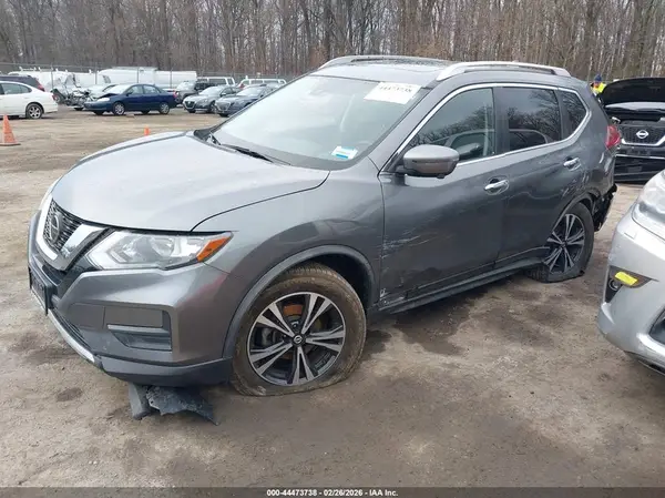 JN8AT2MVXKW401993 2019 NISSAN ROGUE - Image 2