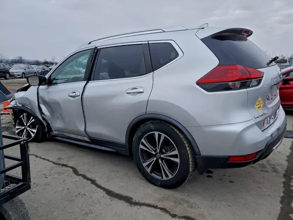 JN8AT2MVXLW102800 2020 NISSAN ROGUE - Image 2