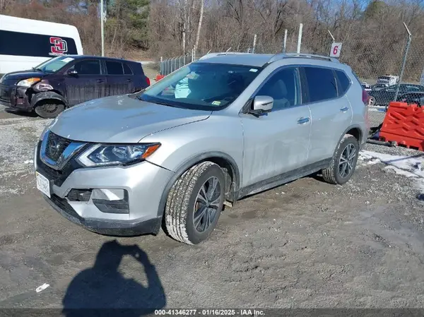 JN8AT2MVXLW106443 2020 NISSAN ROGUE - Image 2