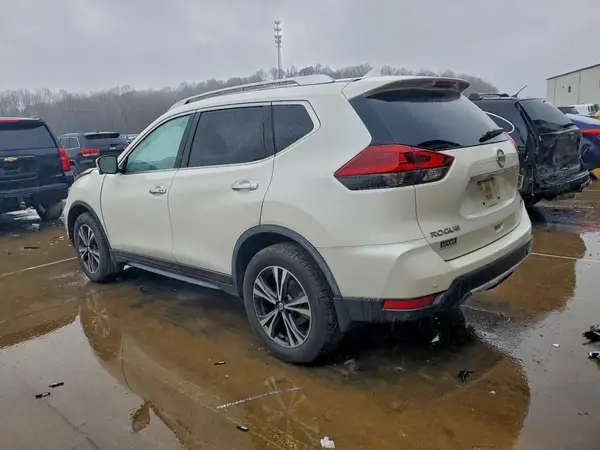 JN8AT2MVXLW106944 2020 NISSAN ROGUE - Image 2