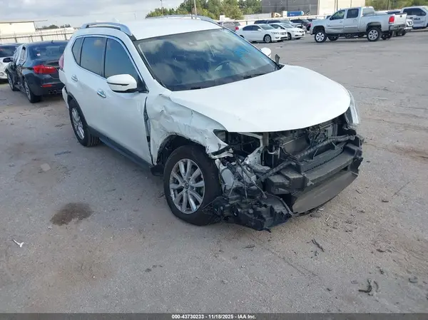 JN8AT2MVXLW113098 2020 NISSAN ROGUE - Image 1