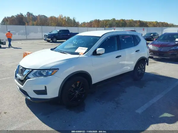 JN8AT2MVXLW139281 2020 NISSAN ROGUE - Image 2