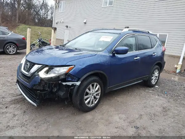 JN8AT2MVXLW142181 2020 NISSAN ROGUE - Image 2