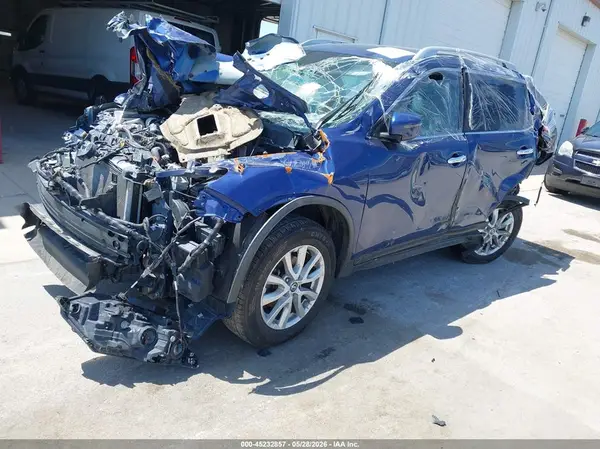 JN8AT2MVXLW143069 2020 NISSAN ROGUE - Image 2