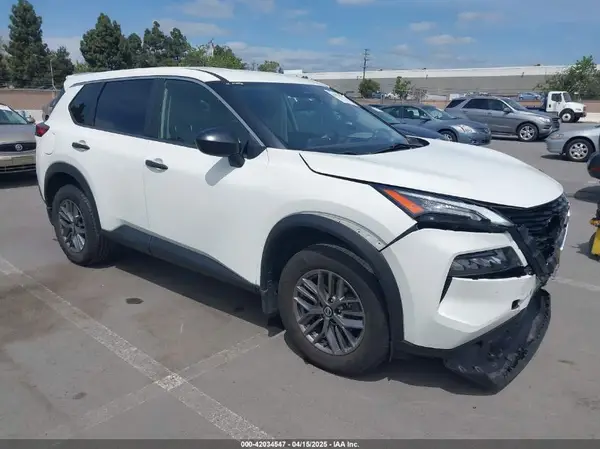 JN8AT3AA0MW011687 2021 NISSAN ROGUE - Image 1