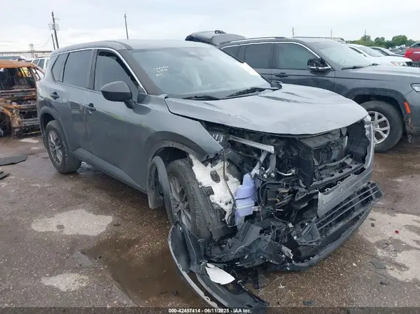 JN8AT3AA0MW017652 2021 NISSAN ROGUE - Image 1