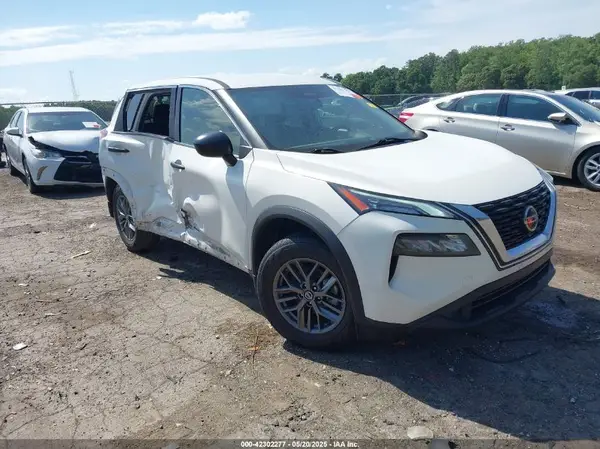 JN8AT3AA1MW005641 2021 NISSAN ROGUE - Image 1