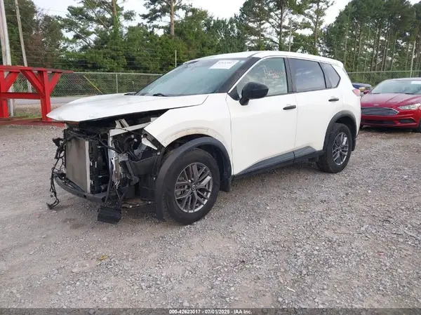 JN8AT3AA2MW001114 2021 NISSAN ROGUE - Image 2