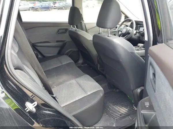 JN8AT3AA4MW000577 2021 NISSAN ROGUE - Image 8