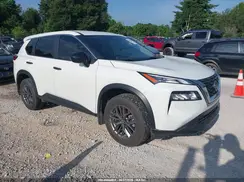 JN8AT3AA8MW013753 2021 NISSAN ROGUE