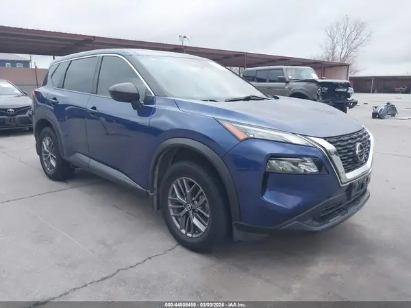 JN8AT3AA8MW018760 2021 NISSAN ROGUE - Image 1