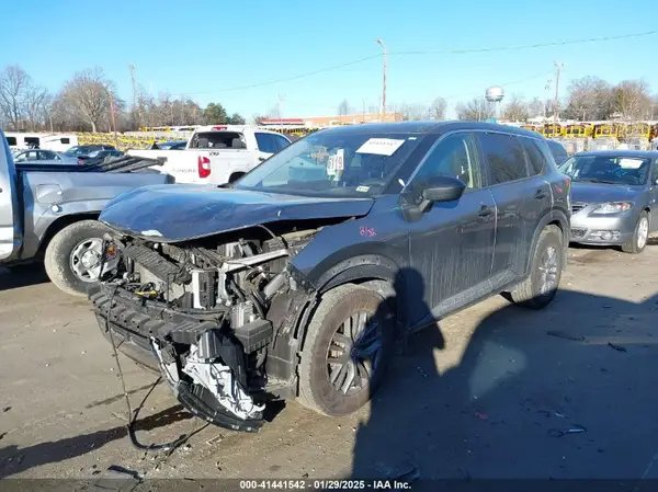 JN8AT3AA9MW011557 2021 NISSAN ROGUE - Image 2