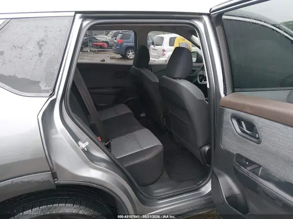 JN8AT3AB4MW211836 2021 NISSAN ROGUE - Image 8