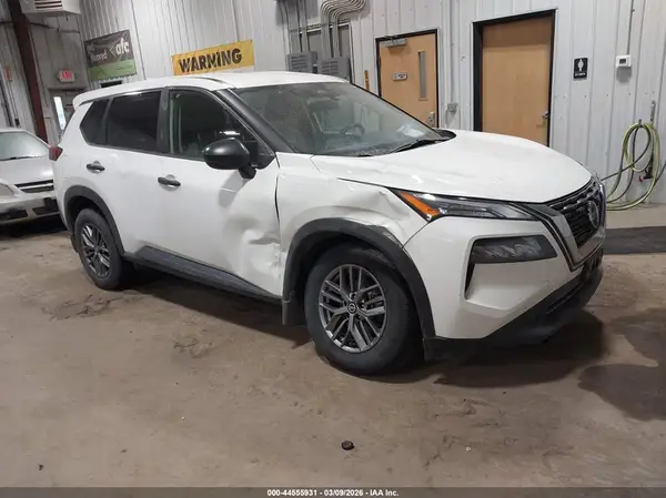 JN8AT3AB5MW210758 2021 NISSAN ROGUE - Image 1