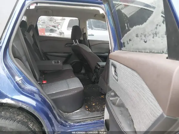 JN8AT3AB5MW211649 2021 NISSAN ROGUE - Image 8