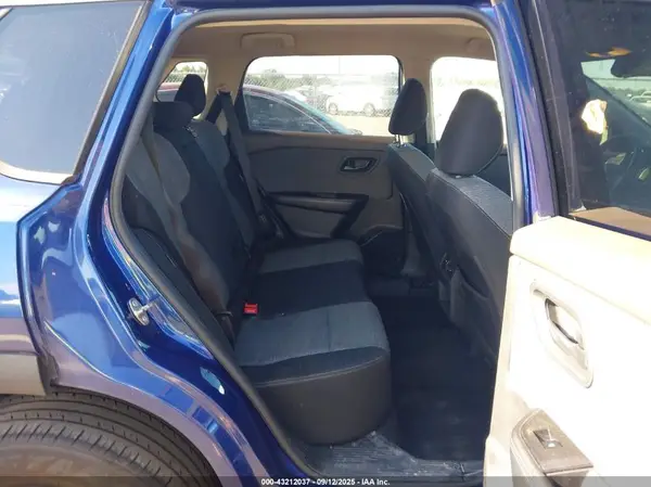 JN8AT3AB5MW228614 2021 NISSAN ROGUE - Image 8