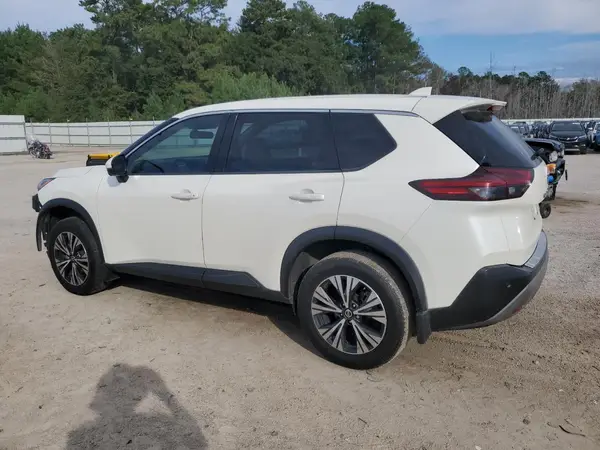 JN8AT3BA0MW010943 2021 NISSAN ROGUE - Image 2