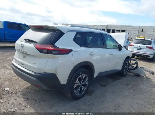 JN8AT3BA0MW019934 2021 NISSAN ROGUE - Image 2