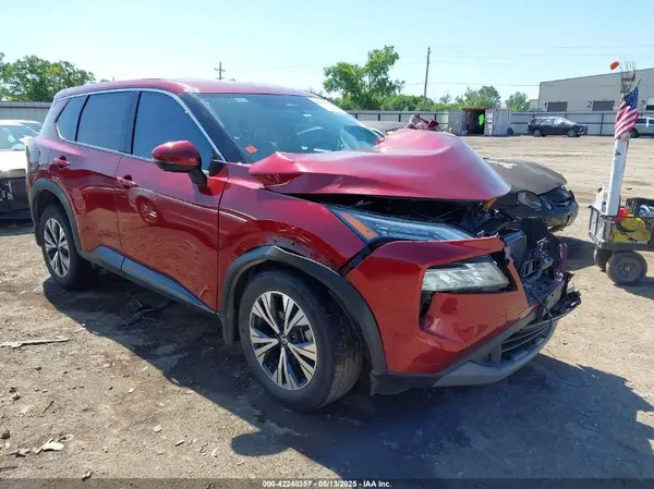 JN8AT3BA1MW010658 2021 NISSAN ROGUE - Image 1