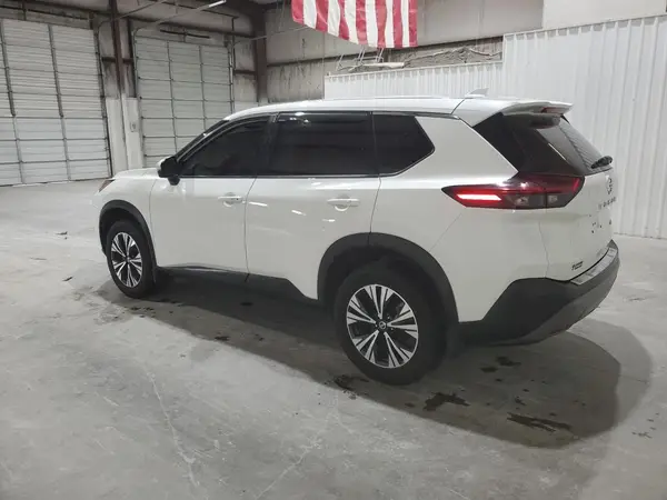 JN8AT3BA1MW022549 2021 NISSAN ROGUE - Image 2