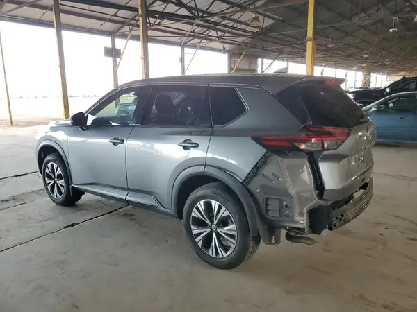 JN8AT3BA4MW013389 2021 NISSAN ROGUE - Image 2