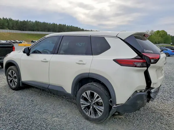 JN8AT3BA4MW015711 2021 NISSAN ROGUE - Image 2