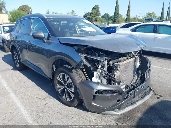 JN8AT3BA4MW022674 2021 NISSAN ROGUE - Image 1