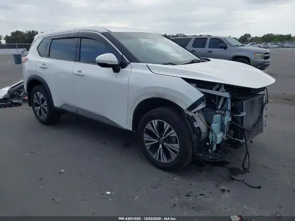 JN8AT3BA6MW015600 2021 NISSAN ROGUE - Image 1