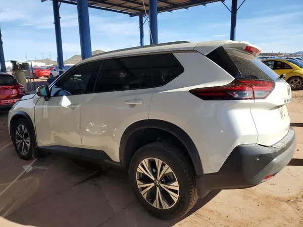 JN8AT3BA6MW022627 2021 NISSAN ROGUE - Image 2