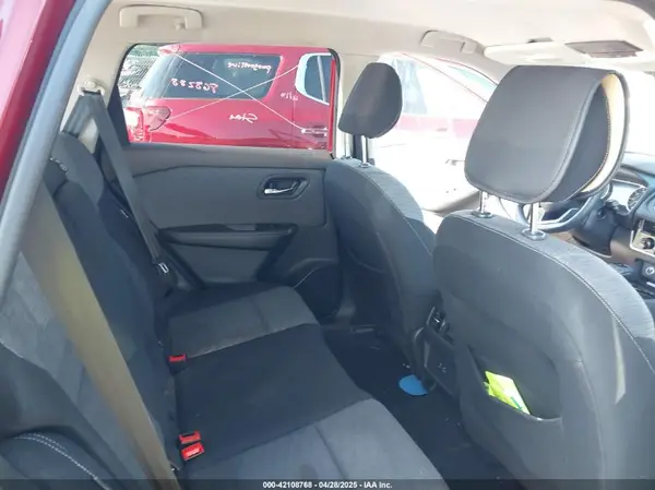 JN8AT3BA7MW008431 2021 NISSAN ROGUE - Image 8