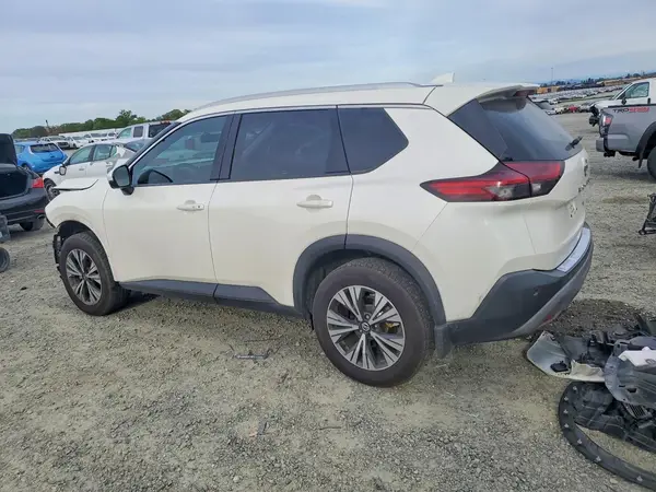 JN8AT3BA7MW012978 2021 NISSAN ROGUE - Image 2