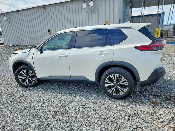 JN8AT3BA7MW022507 2021 NISSAN ROGUE - Image 2