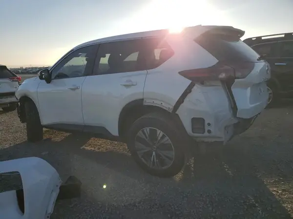 JN8AT3BA8MW003576 2021 NISSAN ROGUE - Image 2
