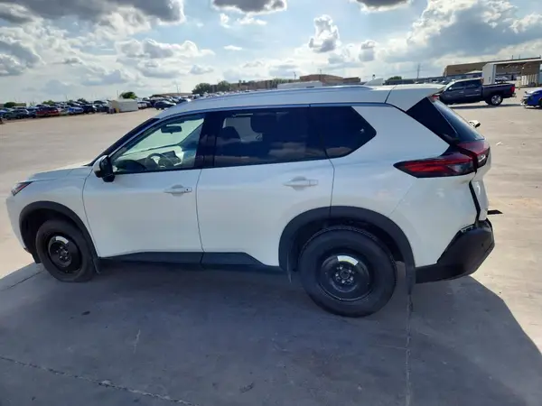 JN8AT3BA9MW021942 2021 NISSAN ROGUE - Image 2
