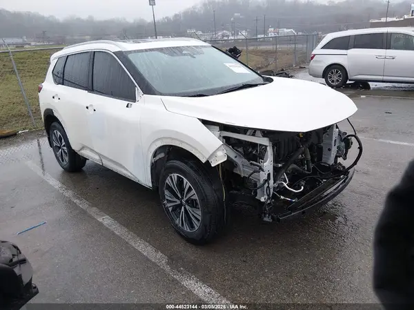 JN8AT3BB0MW210858 2021 NISSAN ROGUE - Image 1