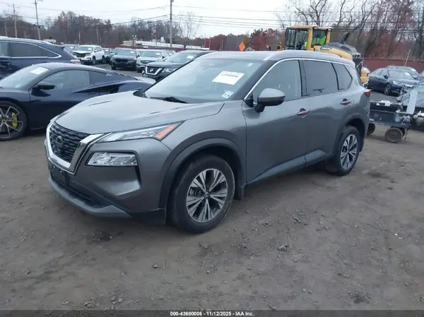 JN8AT3BB0MW235193 2021 NISSAN ROGUE - Image 2