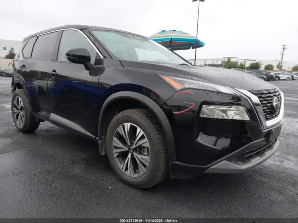 JN8AT3BB1MW215910 2021 NISSAN ROGUE - Image 1
